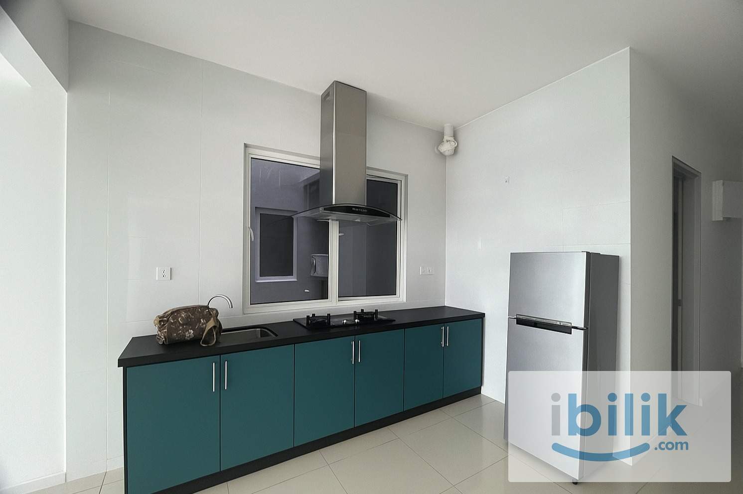 Medium Bedroom with Attached Bathroom - Image 1