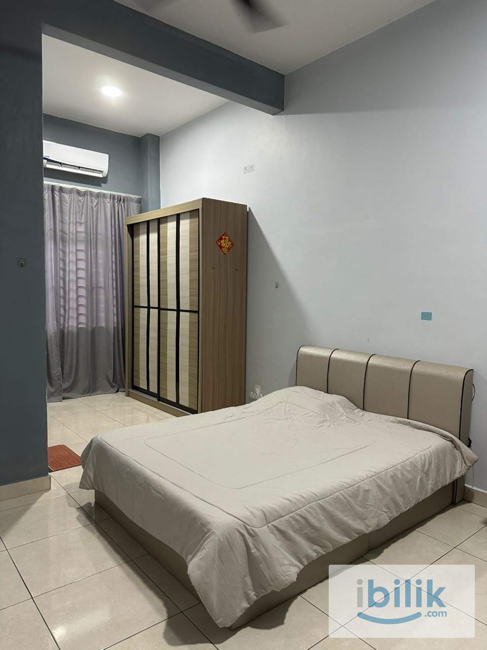 Downstair room - Image 1
