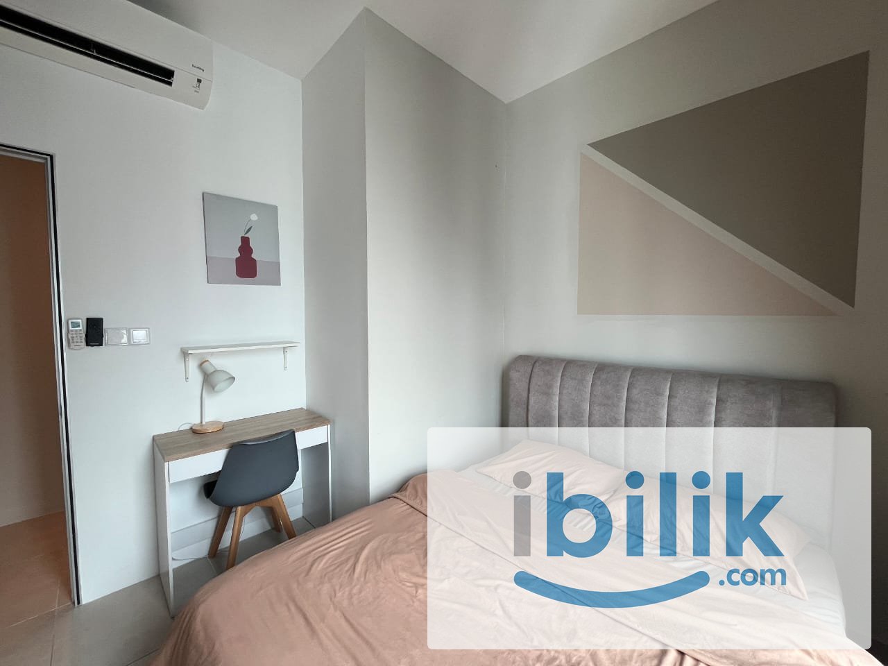 Middle Room @ Metacity Residence Seri Kembangan - Image 3
