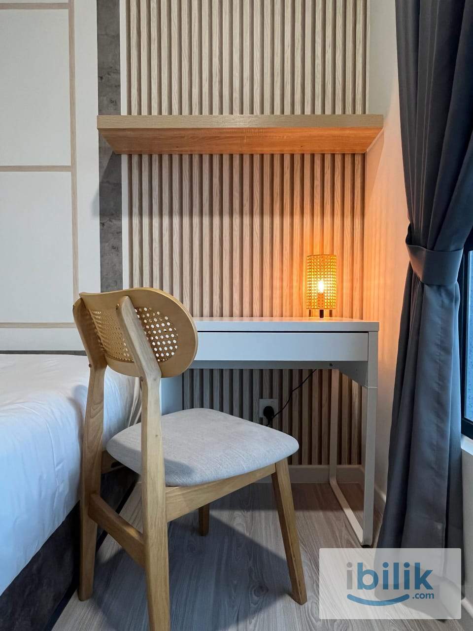 Master Room (FEMALE) @ Meta Residences Putra Permai, Seri Kembang (B-09-10)an - Image 1