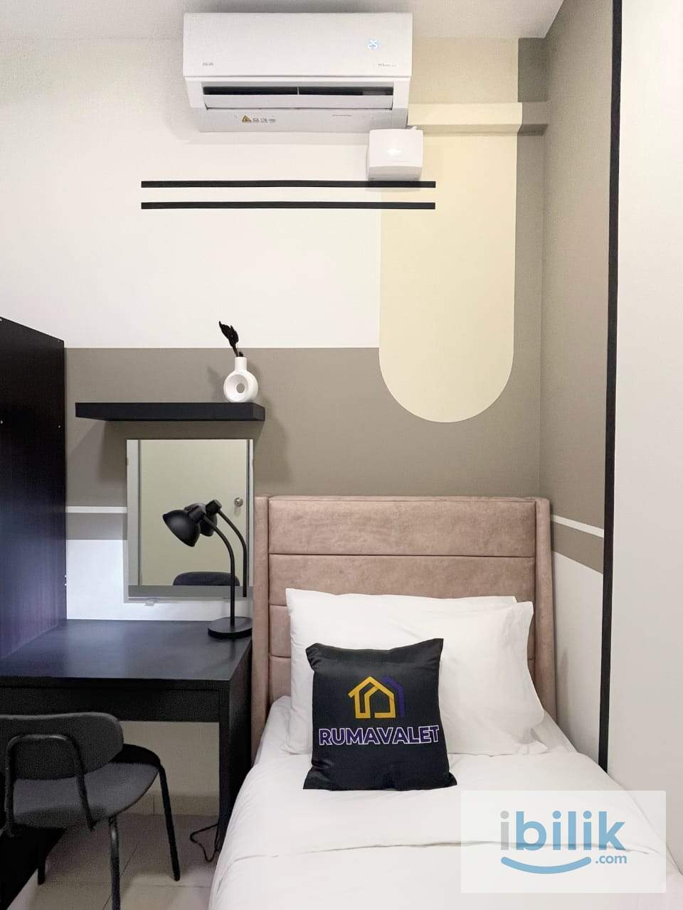 Single Room#1 (FEMALE) RM665@ Metacity Residence Serikembangan (Unit B-30-13A) - Image 1