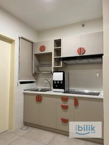 Middle Room#2 (FEMALE) RM815 @ Meta Residences Putra Permai, Seri Kembangan (Unit B-13-13A) - Image 2