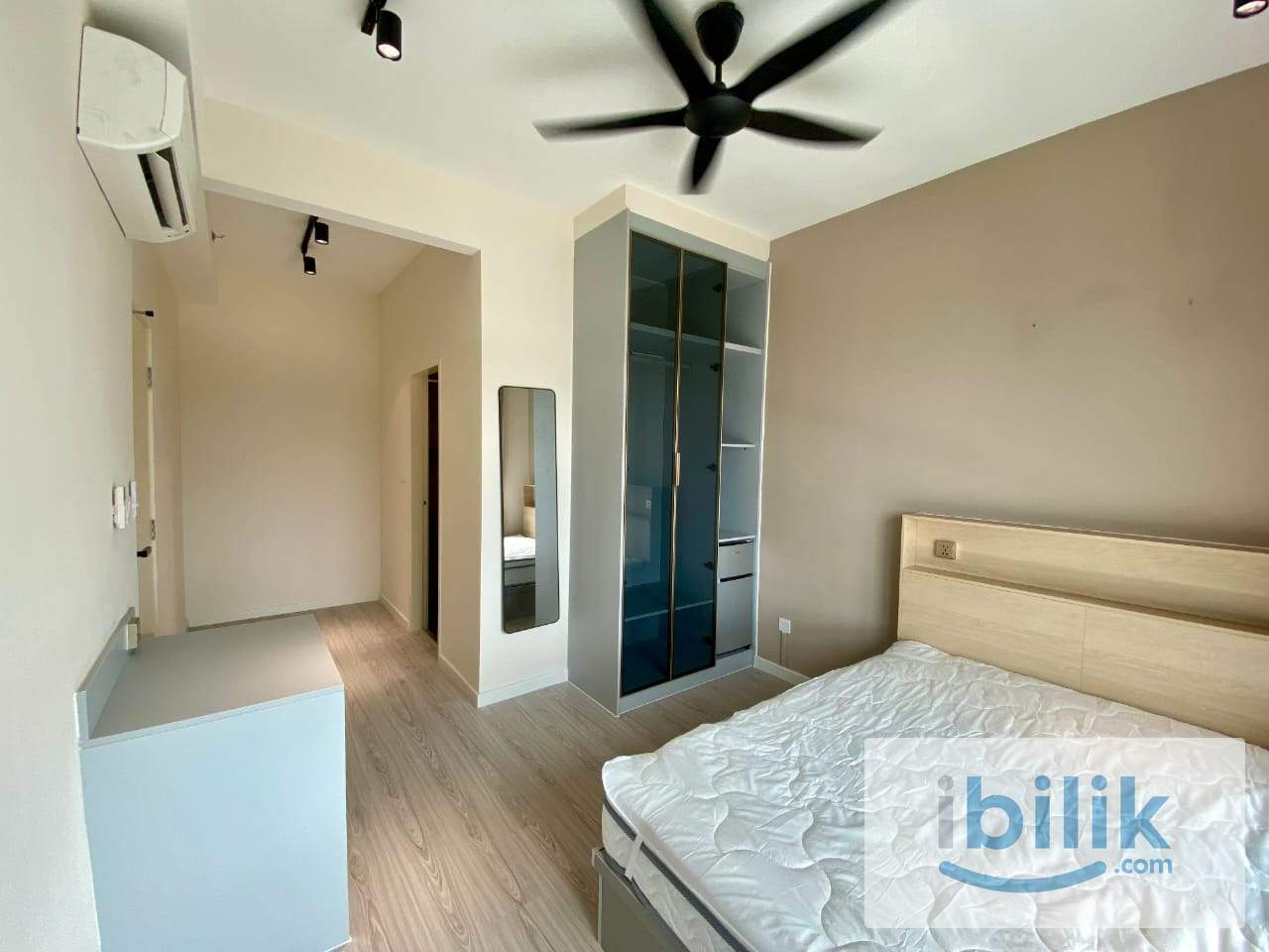 Master Room (MALE) @ Metacity Residence Seri Kembangan (B-18-05) - Image 4