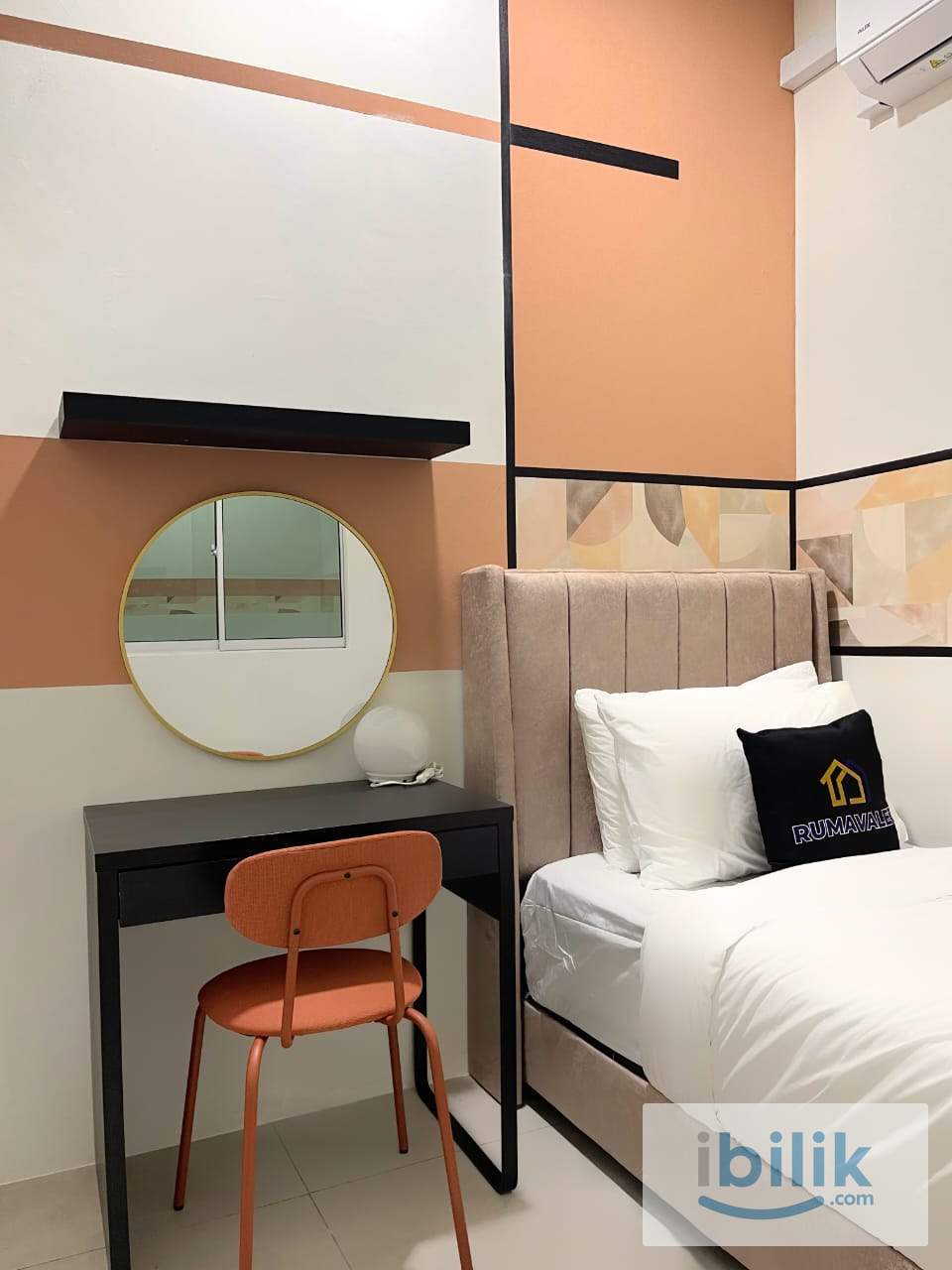 Single Room (FEMALE) (B-10-12) at Meta Residences Putra Permai, Seri Kembangan - Image 1