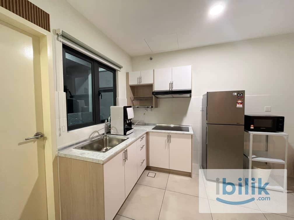 Master Room(FEMALE)(B-20-01) at Meta Residences Putra Permai, Seri Kembangan - Image 2