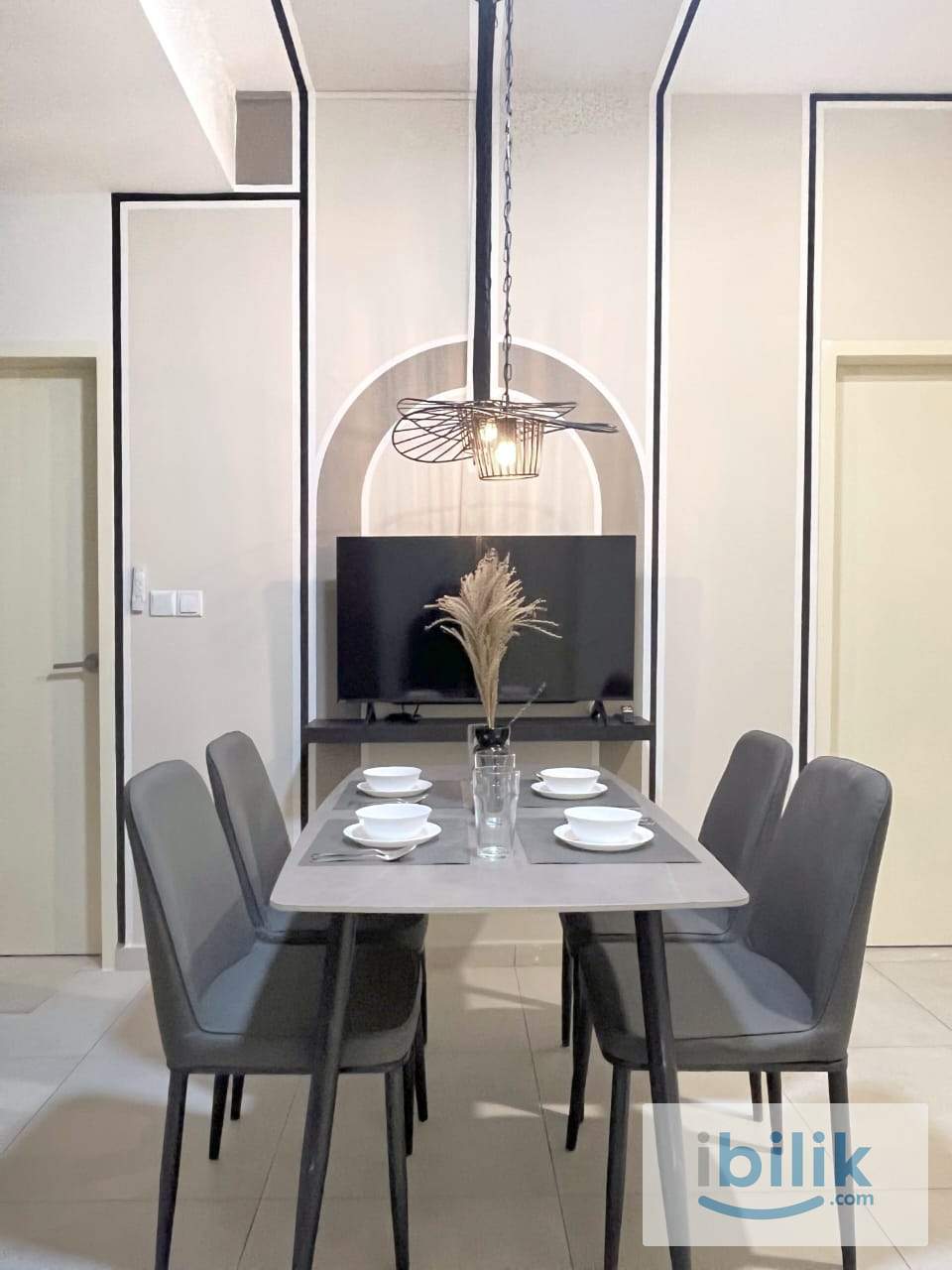 Master Room (Female/B-24-3A)) at Meta Residences Putra Permai, Seri Kembangan - Image 8