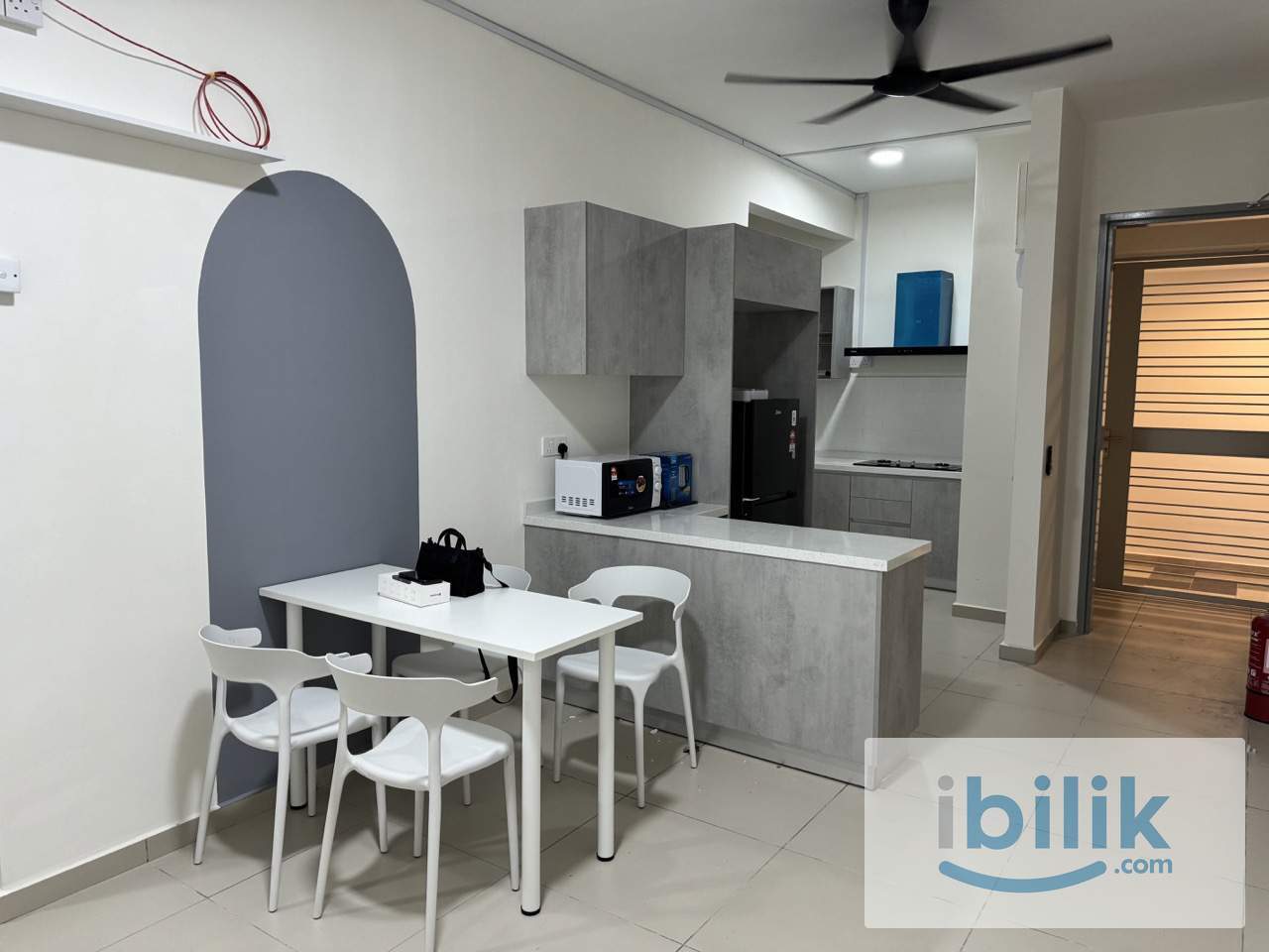 ‼️EMBAYU, NEAR HELP UNI✅ Premium ⭐️ Single Room Fully Furnished @ NEW 10” Mattress Aircond Wardrobe Table Chair - Image 4