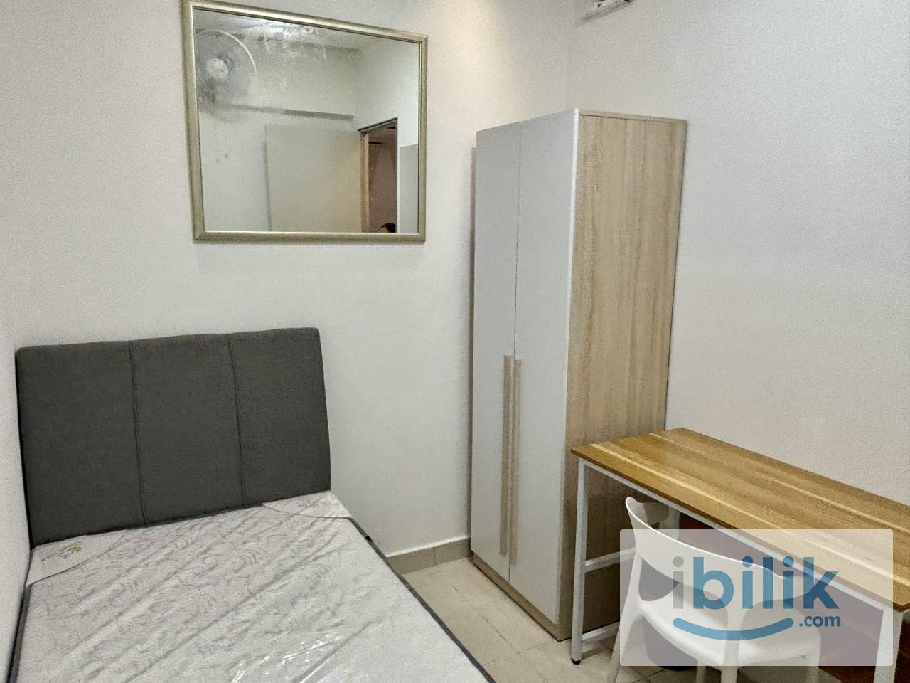 ⭐️Single Room Fully Furnished @ Kelana Mahkota, Special Promotion, Aircond Wardrobe Table Chair Mattress - Image 1