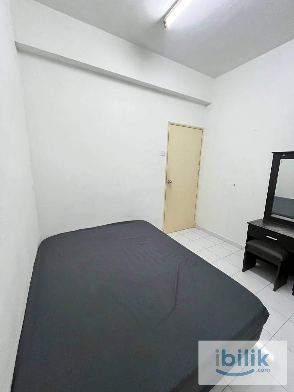 Bilik Sewa Penang Middle Room [Couple] - Image 1