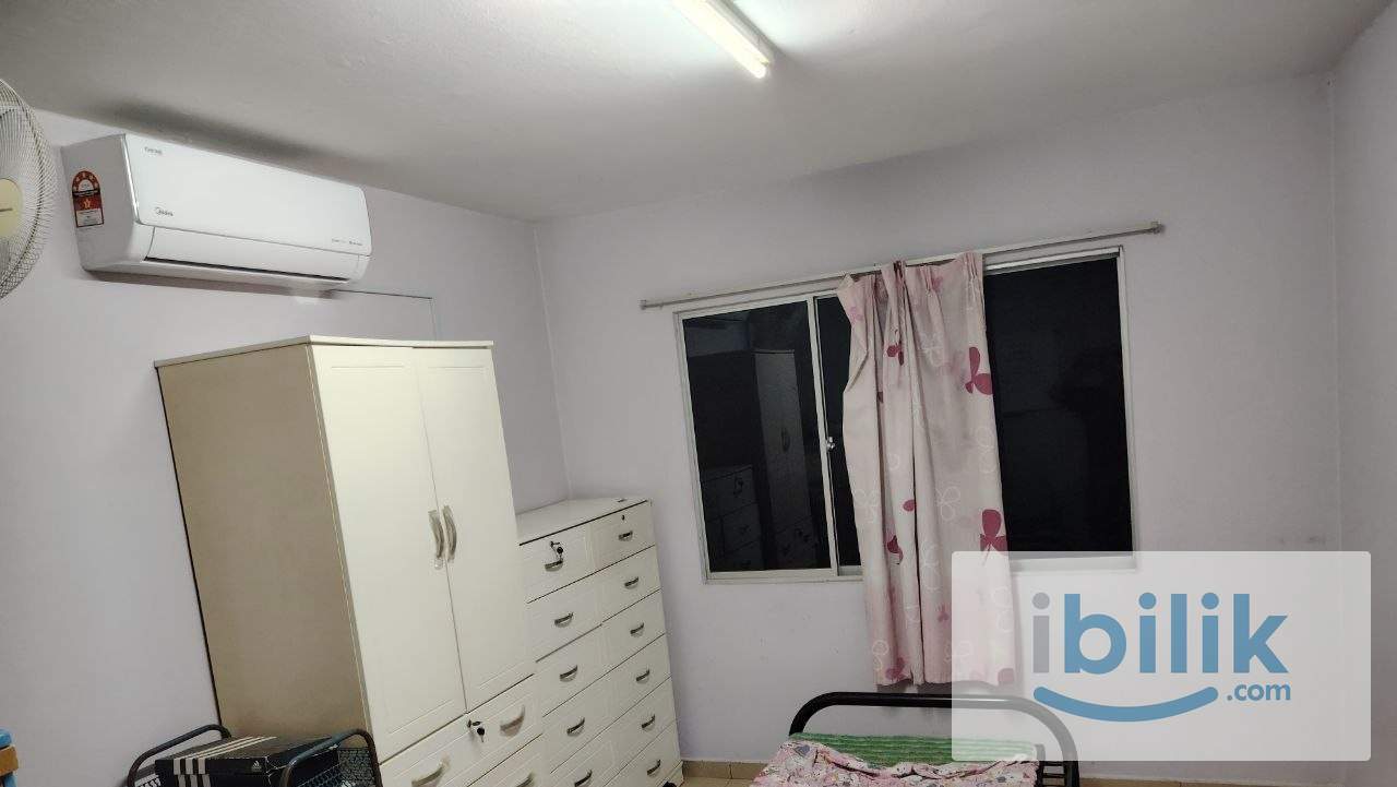 middle room - Image 1