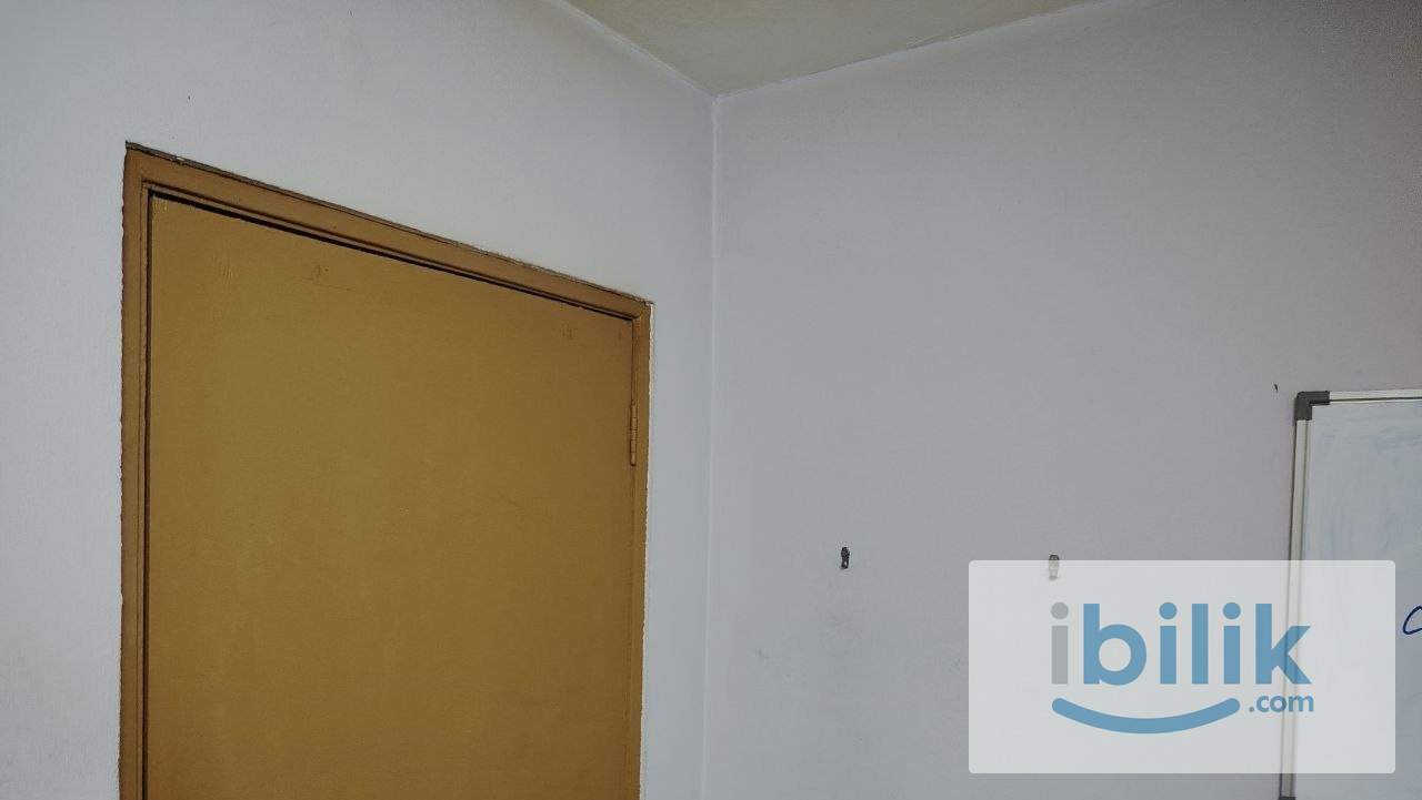 middle room - Image 2