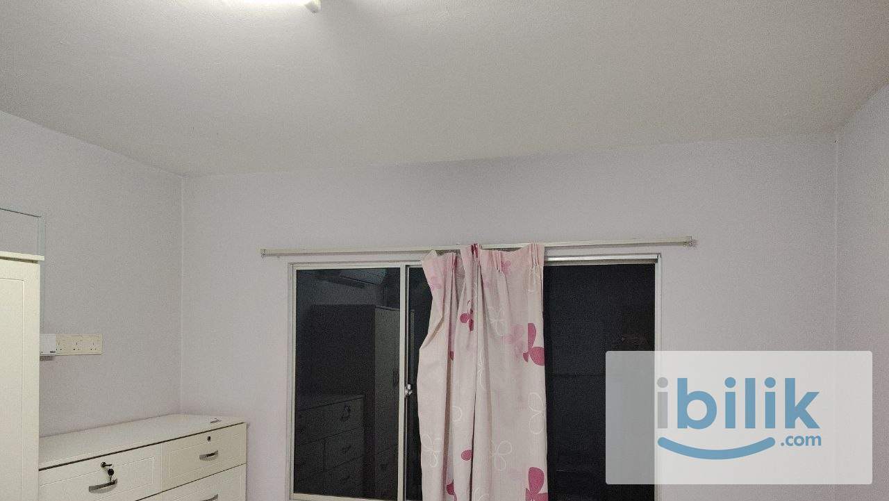 middle room - Image 3