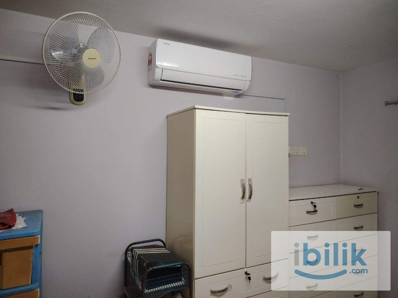 middle room - Image 6