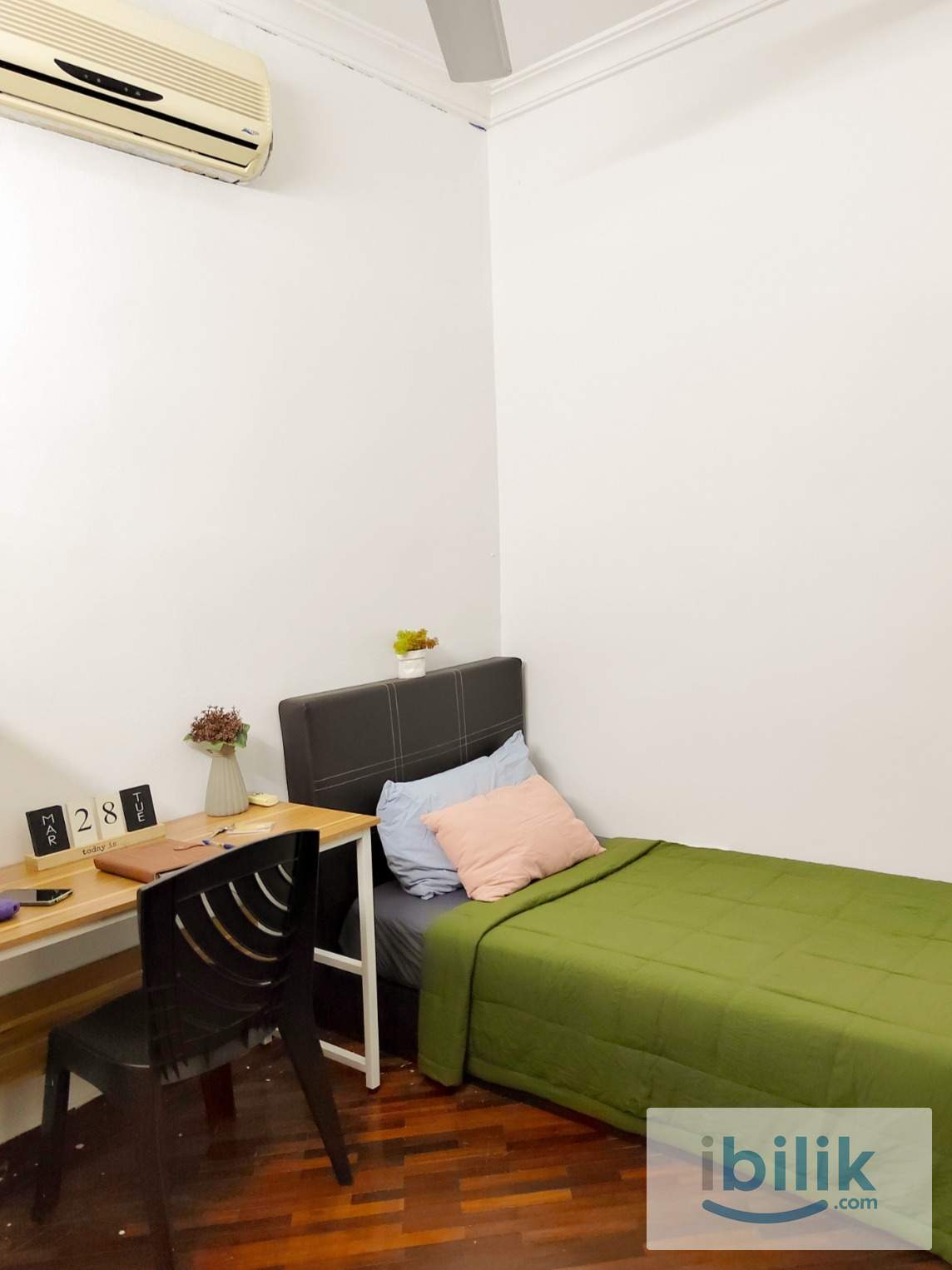 Single Room with Aircond@ Subang Bestari Landed house, near to HELP Uni Subang 2, easy access to Sungai Buloh, - Image 4