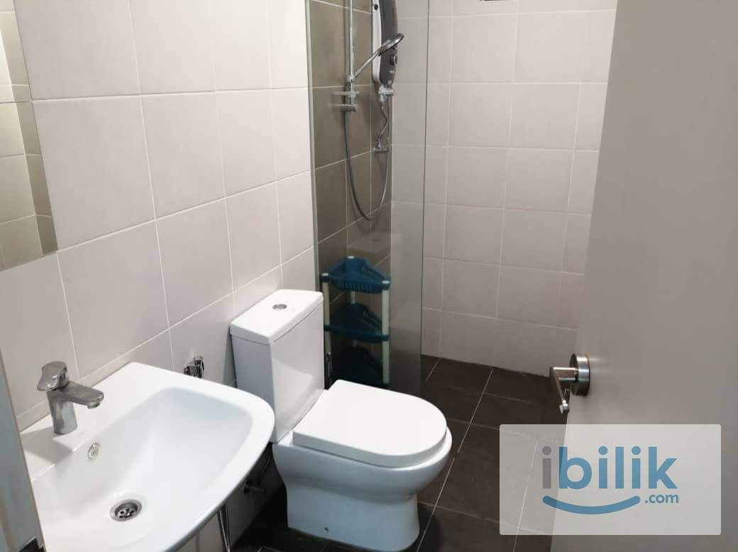 Master Room with Private Bathroom @ D'Sands, Old Klang Road near to KTM Petaling - Image 3