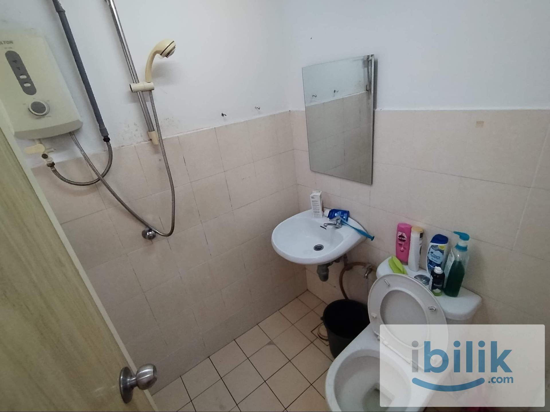 Palm Spring Single Room For Rent @ Kota Damansara near MRT Surian, IOI, Dataran Sunway - Image 5