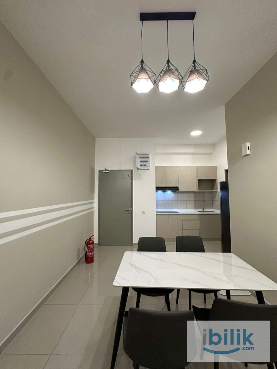 Damansara Perdana D'Vervain Single Room Queen Bed with AC, near to Hextay Mall, Kepong, Damansara  - Image 6