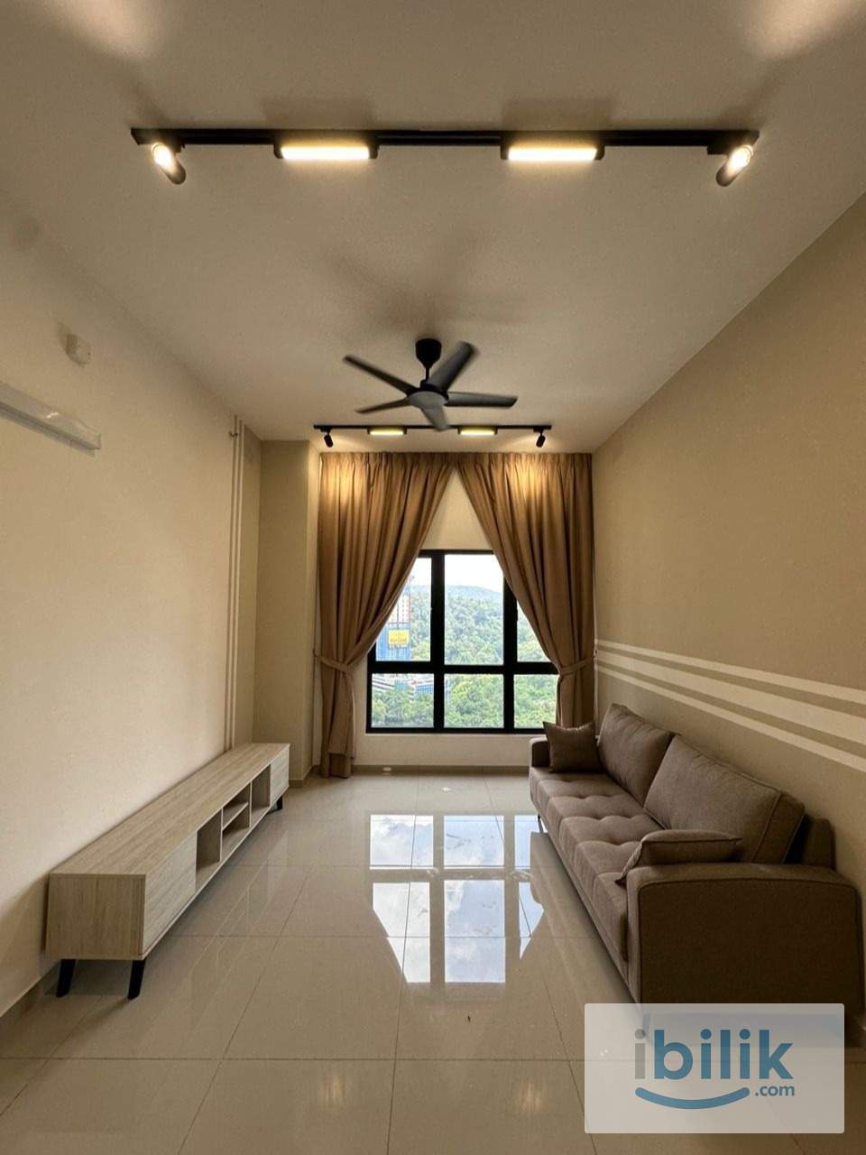Damansara Perdana D'Vervain Single Room Queen Bed with AC, near to Hextay Mall, Kepong, Damansara  - Image 7