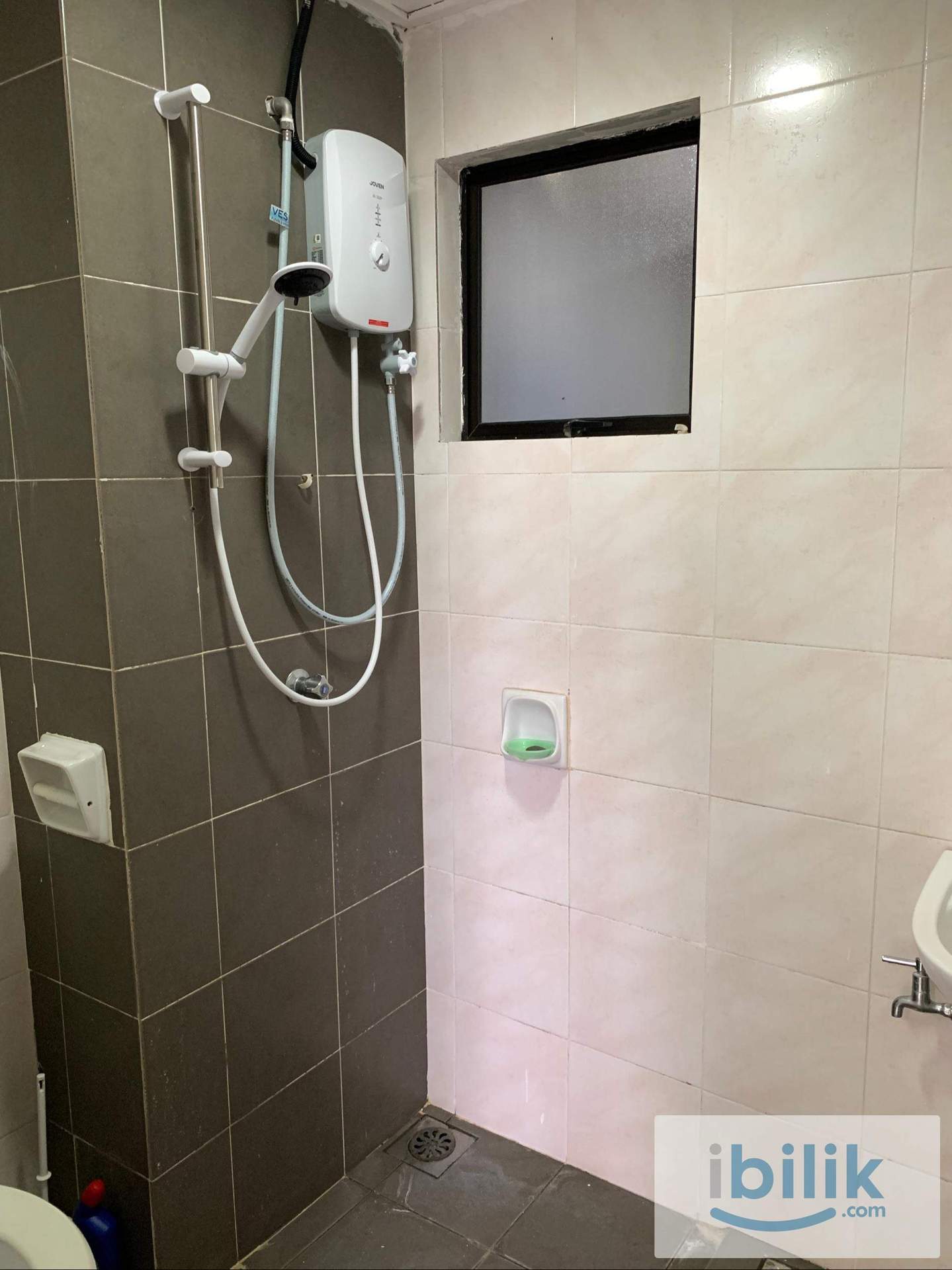 One Damansara Single Room with Fan Only @ Damansara Damai, near to Econsave, MRT, Sri Damansara, Sungai Buloh - Image 6