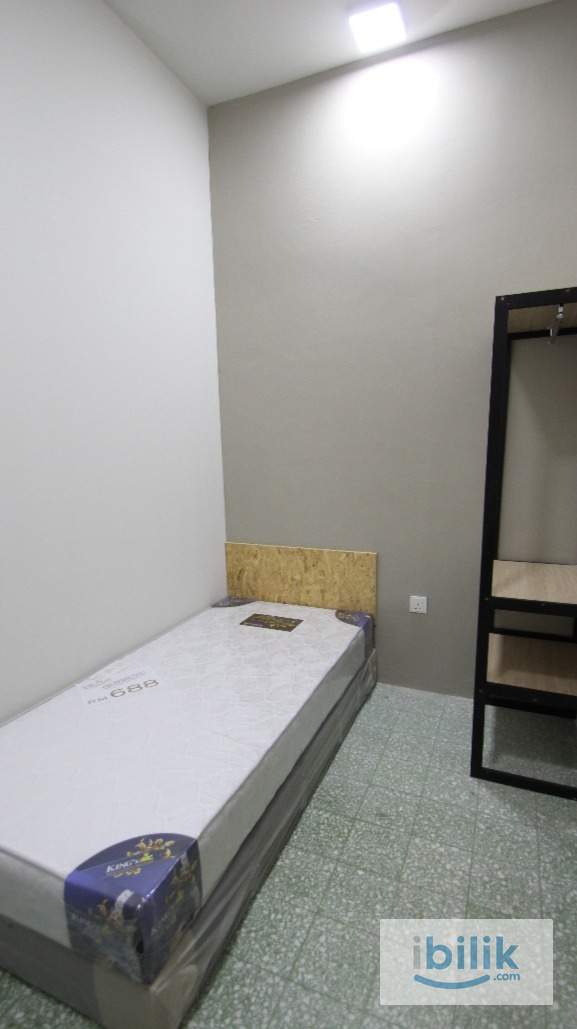 Taman Aman Single Room with Fan Only near Taman Paramount, SS2, easy access to SS15 - Image 1