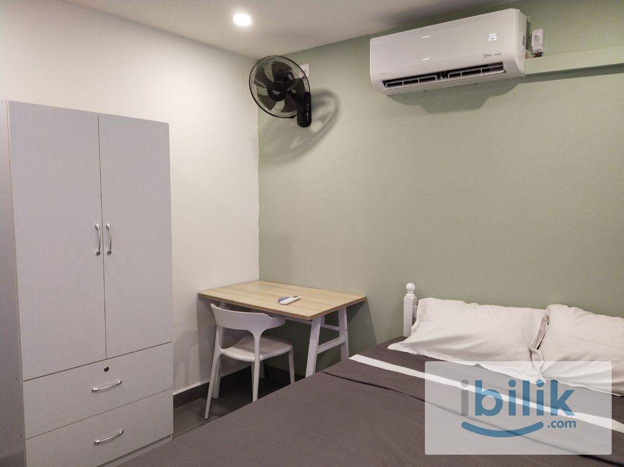 Queen Bedroom with Aircond @ Kenanga Point, Pudu near to Bukit Bintang, LRT & Monorail - Image 1