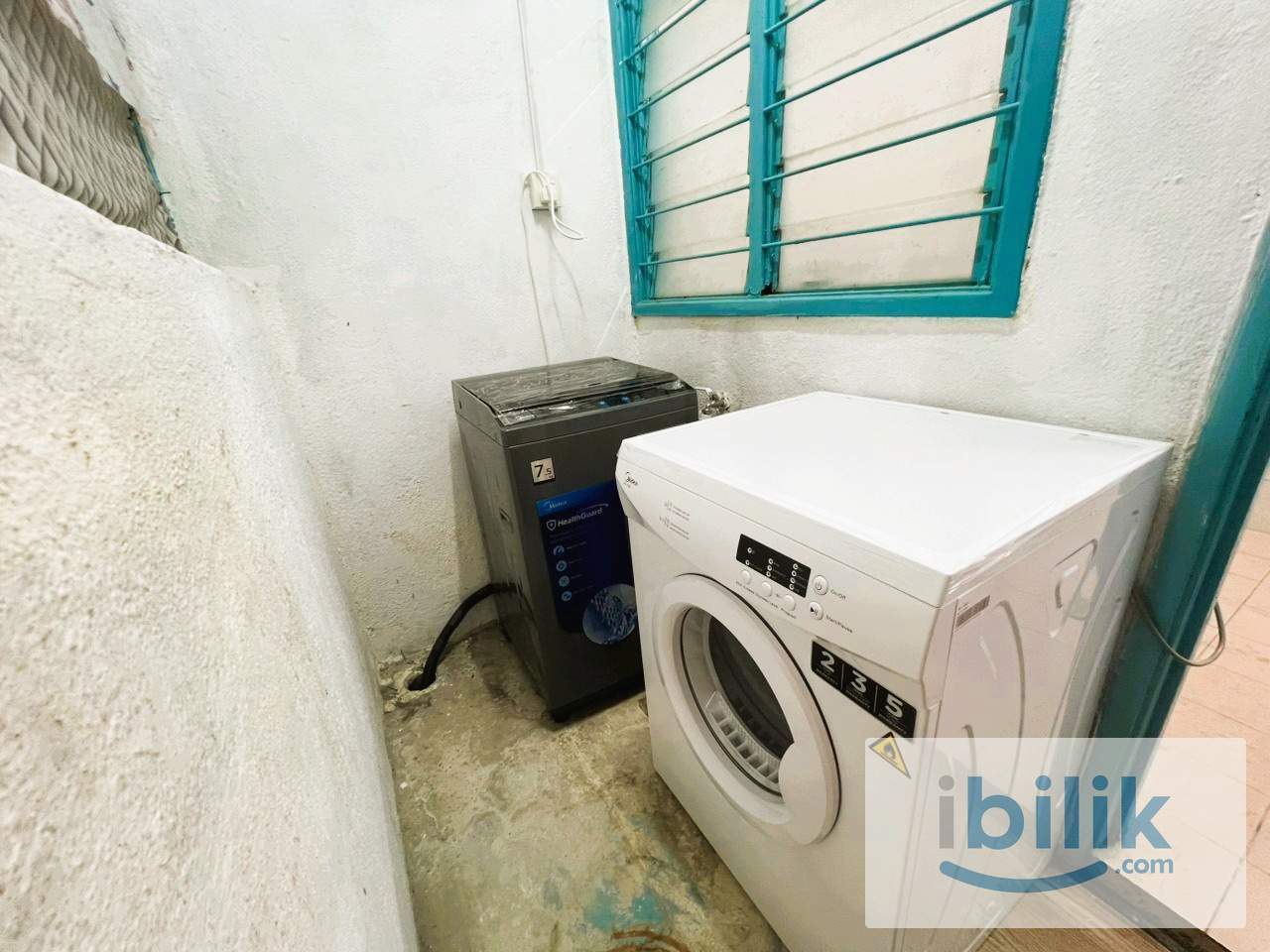 Flora Damansara Male Unit Balcony Room For Rent near The Curve, MRT - Image 4