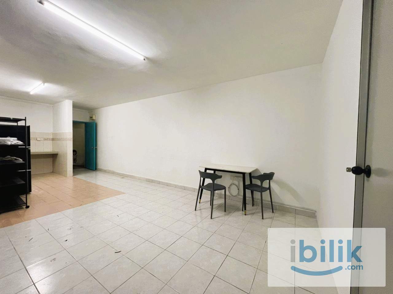 Flora Damansara Male Master Room with Private Bathroom For Rent Ready Move In - Image 3