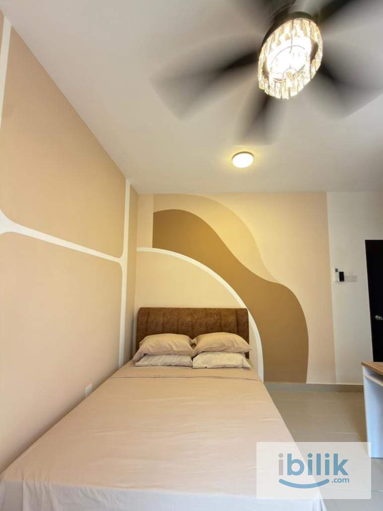 Akasia Jubilee_R1 Master Room_Female 1 or 2 pax - Image 1