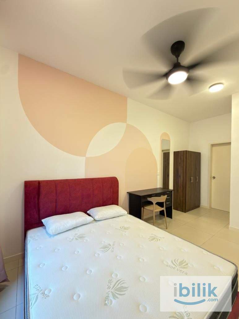 Vierra Residence @ Kinrara, KL_R1 Master Room_Female - Image 1