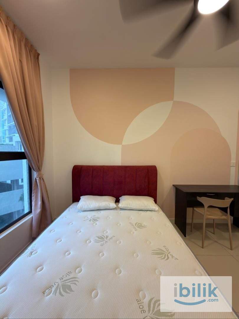 Vierra Residence @ Kinrara, KL_R1 Master Room_Female - Image 4