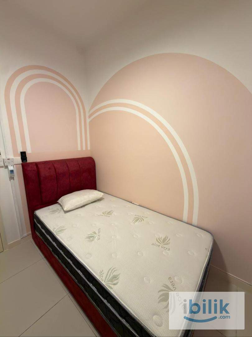 Vierra Residence @ Kinrara, KL_R3 Small Room_Female - Image 3