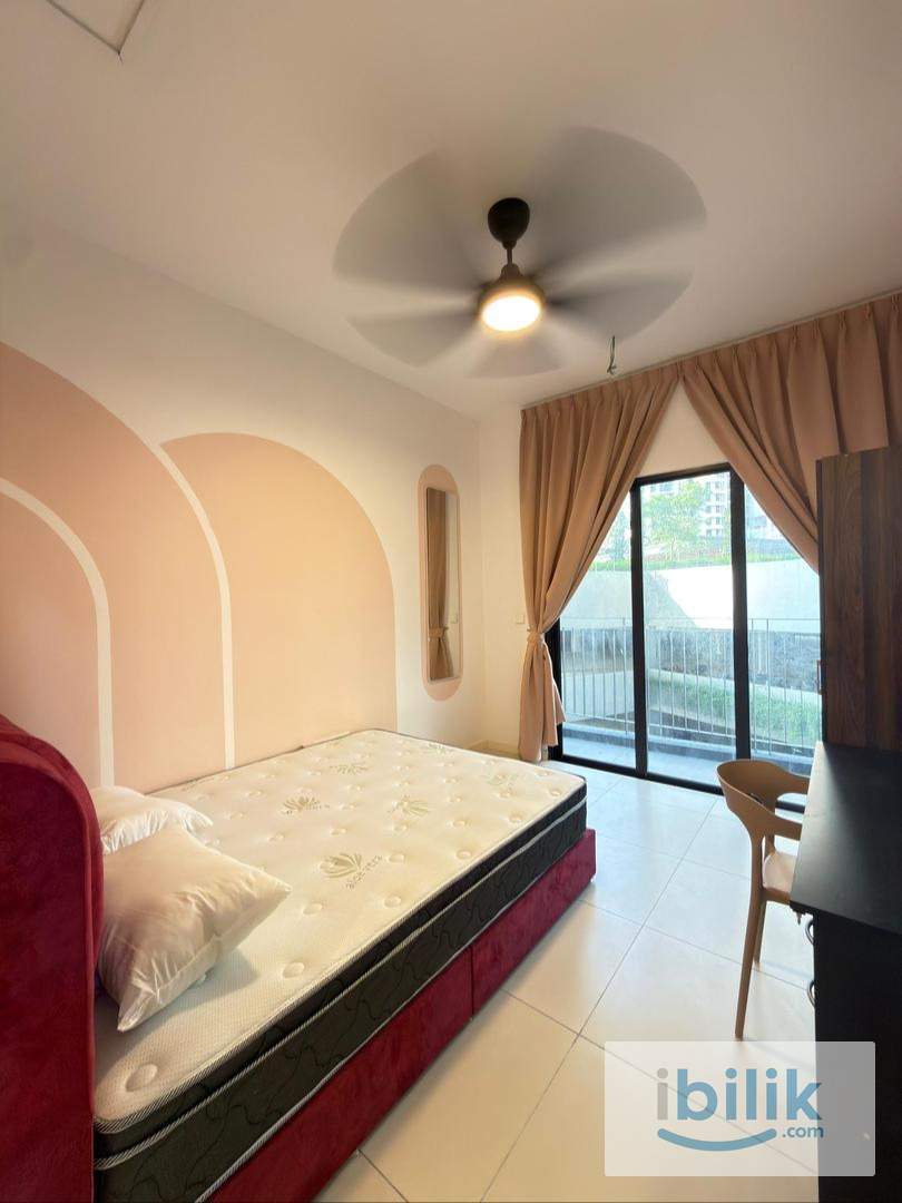 Vierra Residence @ Kinrara, KL_R4 Super Medium Room_Female - Image 2