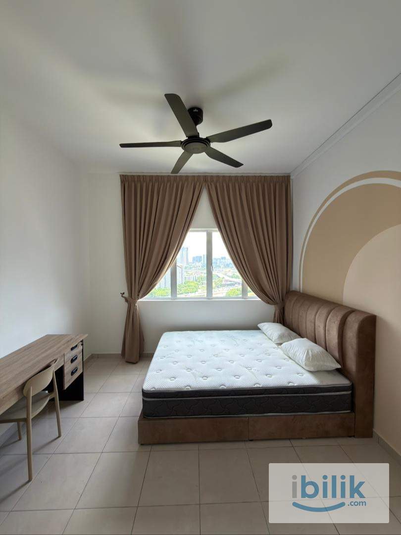 Residensi Amansuri City Sentral_R1 Master Room_Male/Female 1or 2 pax - Image 1