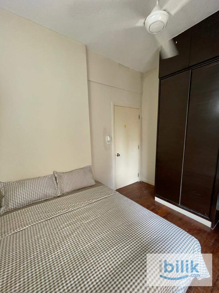Seri Maya Condominiums_R2 Medium Room_Female - Image 5