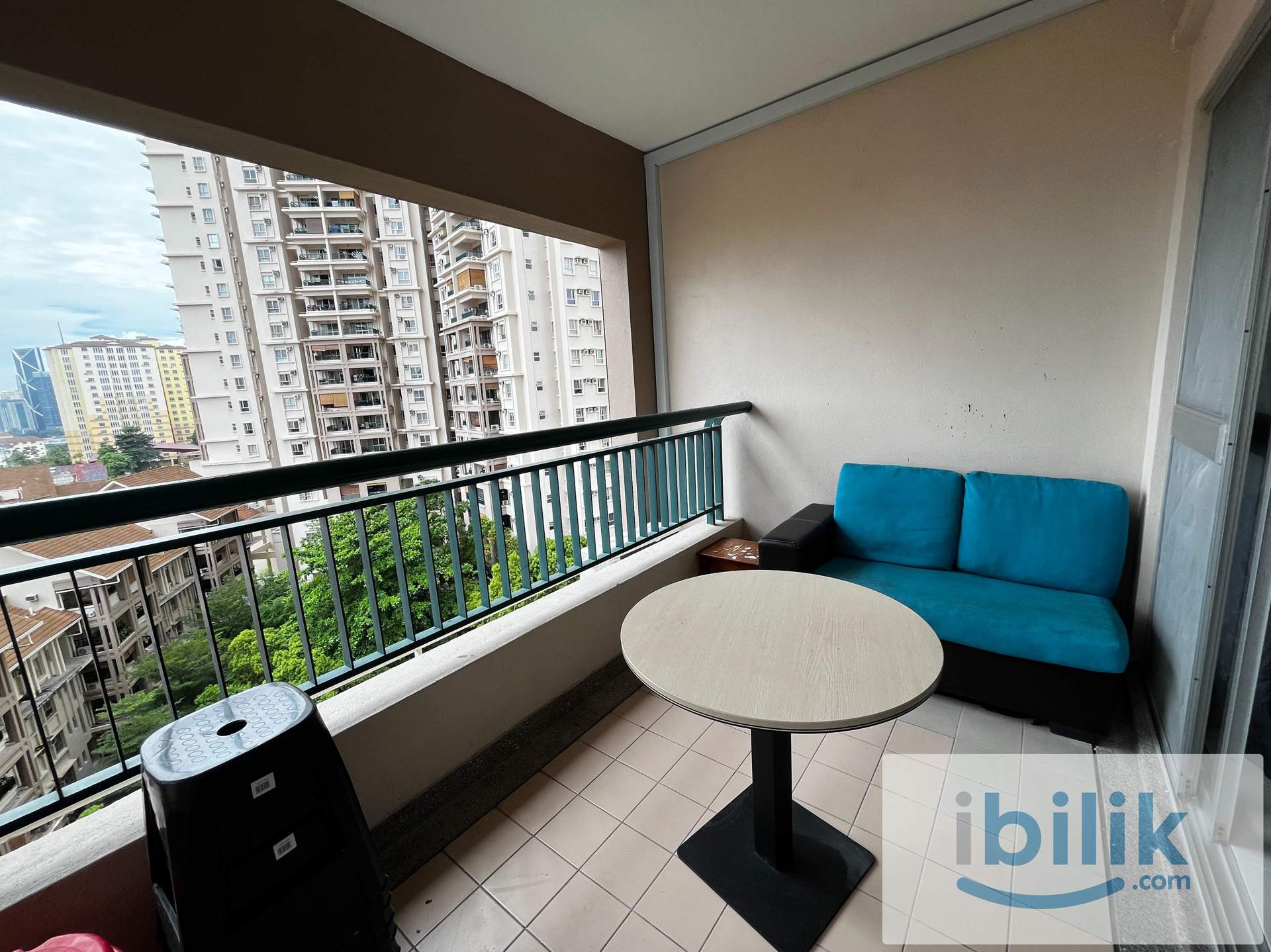 Seri Maya Condominiums_R4 Super Medium Room_Female - Image 5