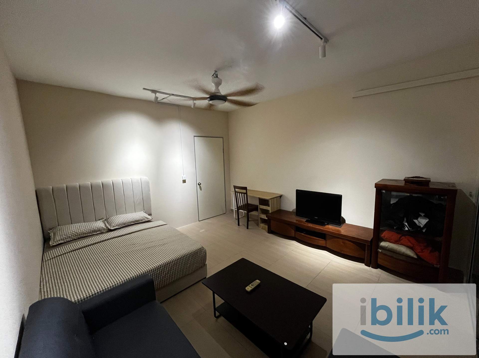 Desa Putra Condominium_R4 Studio Room_Female - Image 3