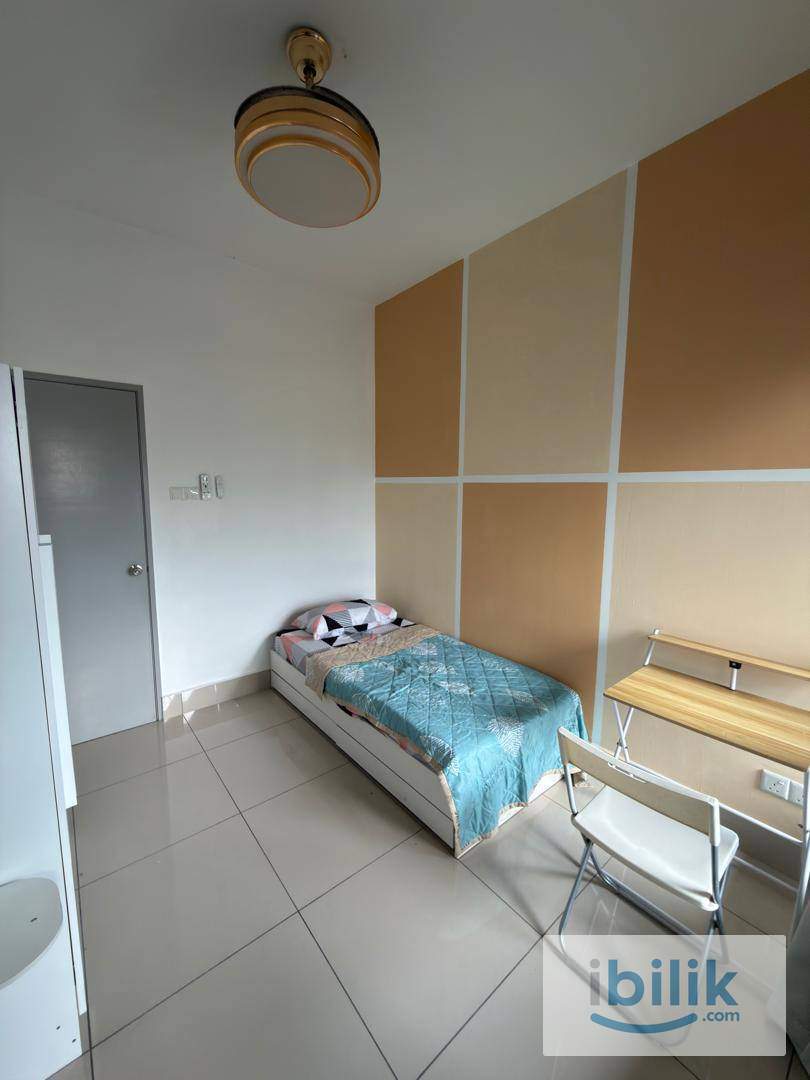 Razak City Residences_R2 Medium Room w Bathroom_Female - Image 5