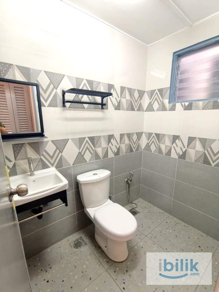 Newly Renovated ~ Female Room ✅ Pangsapuri Seri Jati @ Puchong Hartamas - Image 5