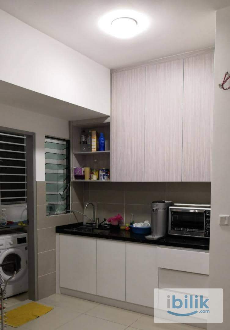 Medium Room - Image 7
