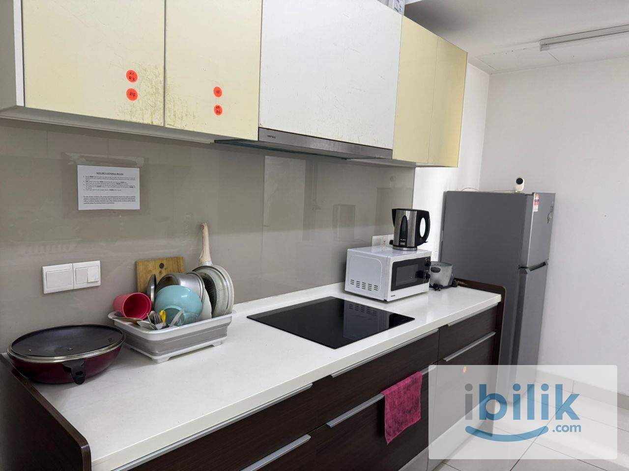Female unit Double Single Bed Room w/ window, ceiling fan and AC - Image 4