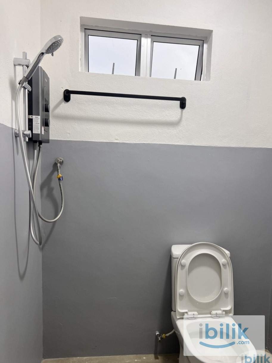Male Single Room at Alma, Bukit Mertajam - Image 2