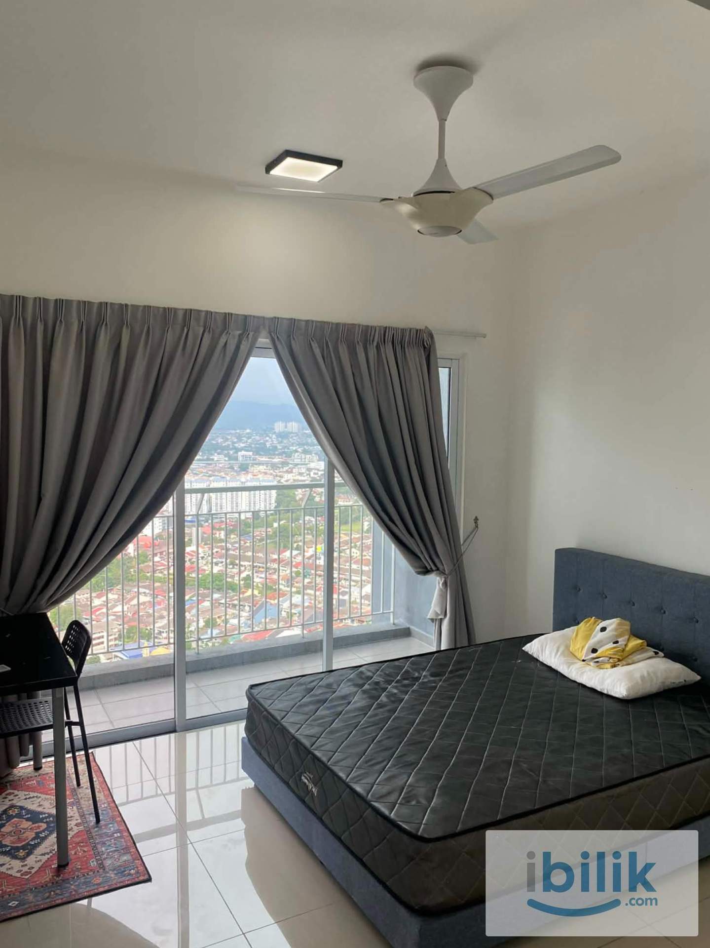 Balcony Room - Image 1