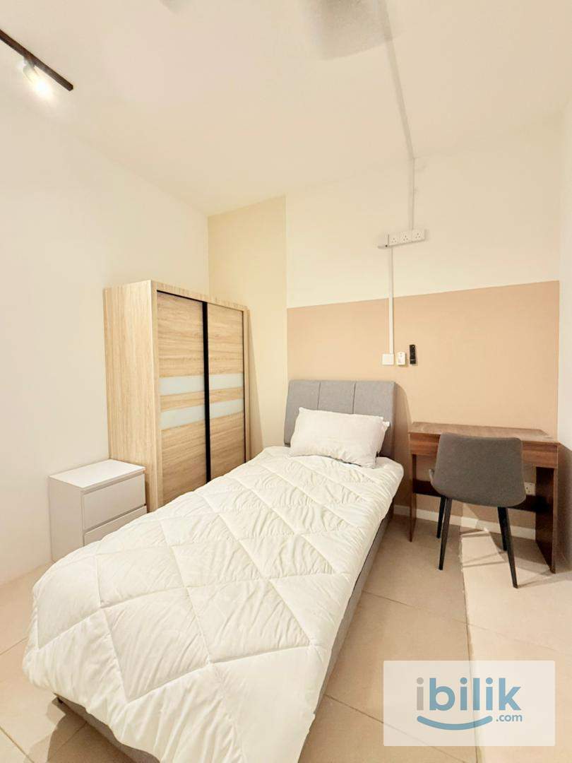 Batu Kawan Small Medium Room For Rent - Image 1