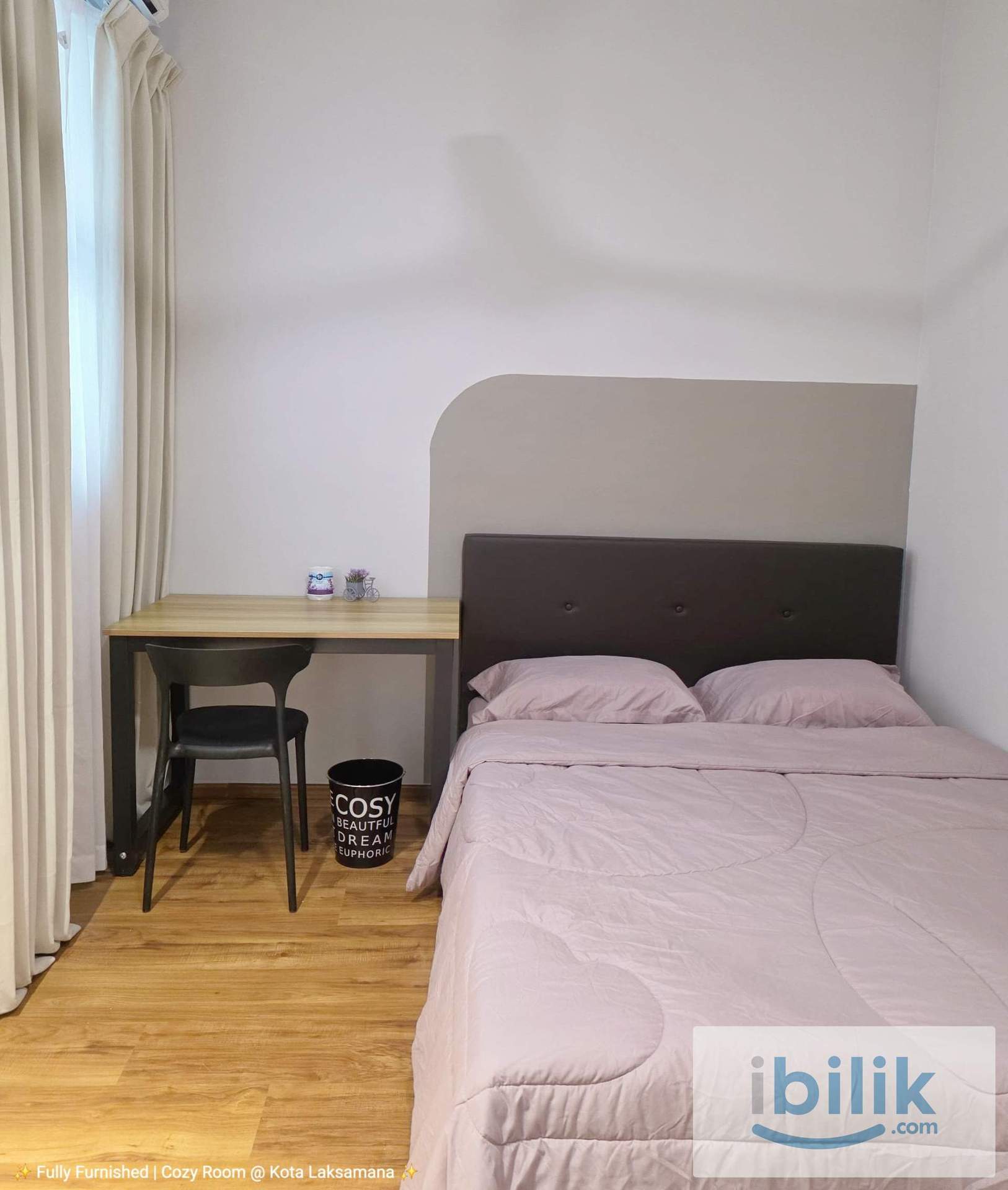 Middle Room at Admiral Residences - Image 1