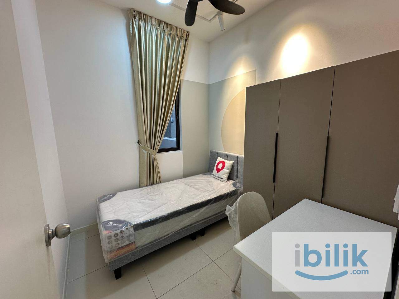📱 Your Phone Installment: RM800 🏡 This Room: RM650 - Image 2