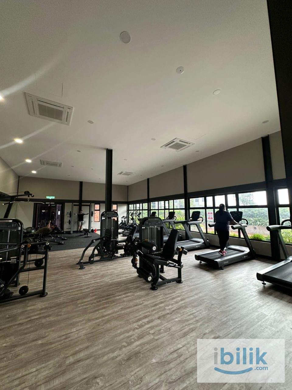 📱 Your Phone Installment: RM800 🏡 This Room: RM650 - Image 6