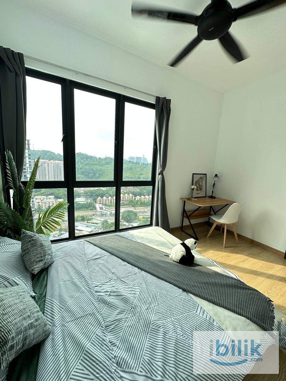 🌇 Sunlight + windy high floor room = therapy after work - Image 1