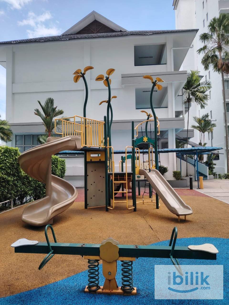 ‼️KUCHAI LAMA, NEAR MRT, De Tropicana ✅Premium ⭐️ Medium Room Fully Furnished @ 10” Mattress Aircond Wardrobe  - Image 5
