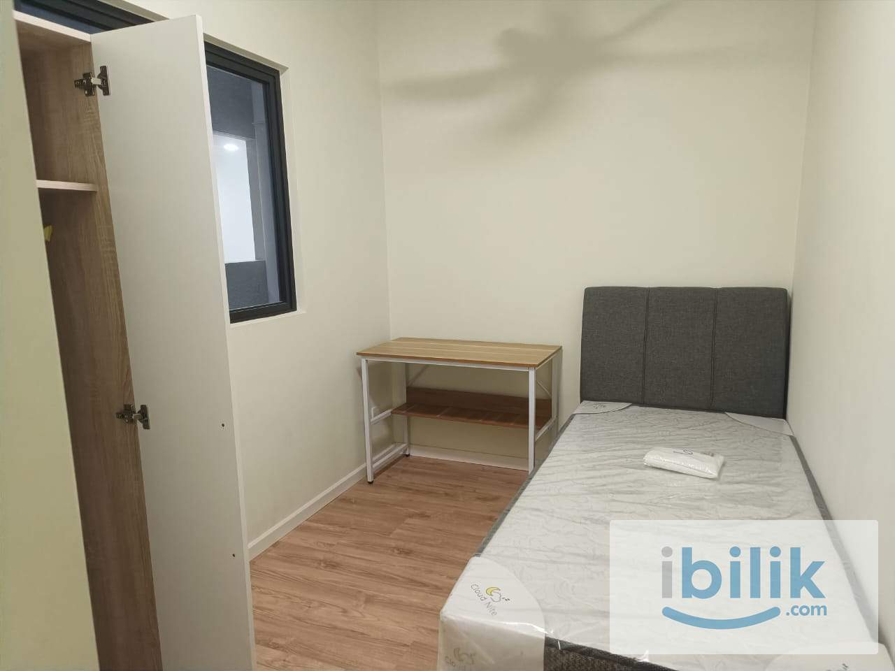 🔥Dian Residence, Seksyen 13 Single Room🔥Fully Furnish NEW Aircond Wardrobe Table Chair Mattress - Image 1