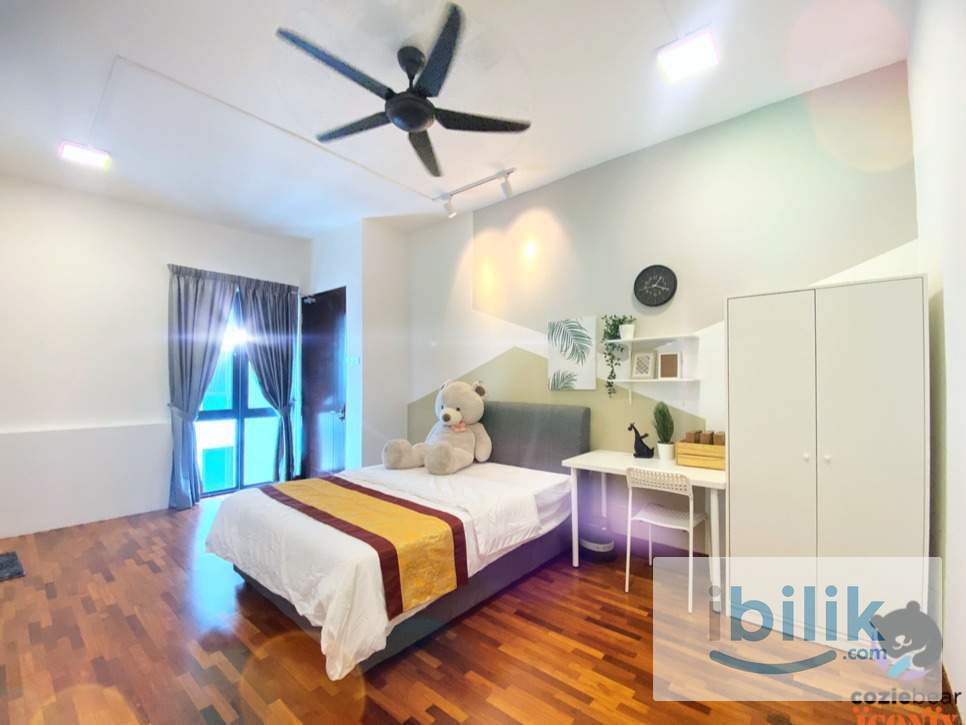 Master Room Next to UM Jaya One Columbia Hospital Menara Star - Image 1